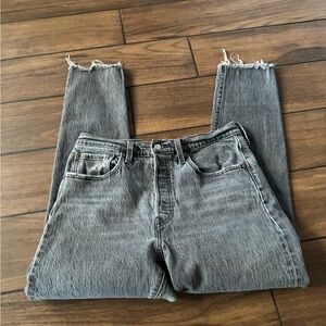LEVIS Gray 501 Skinny Jeans with Distressed Hem size 30